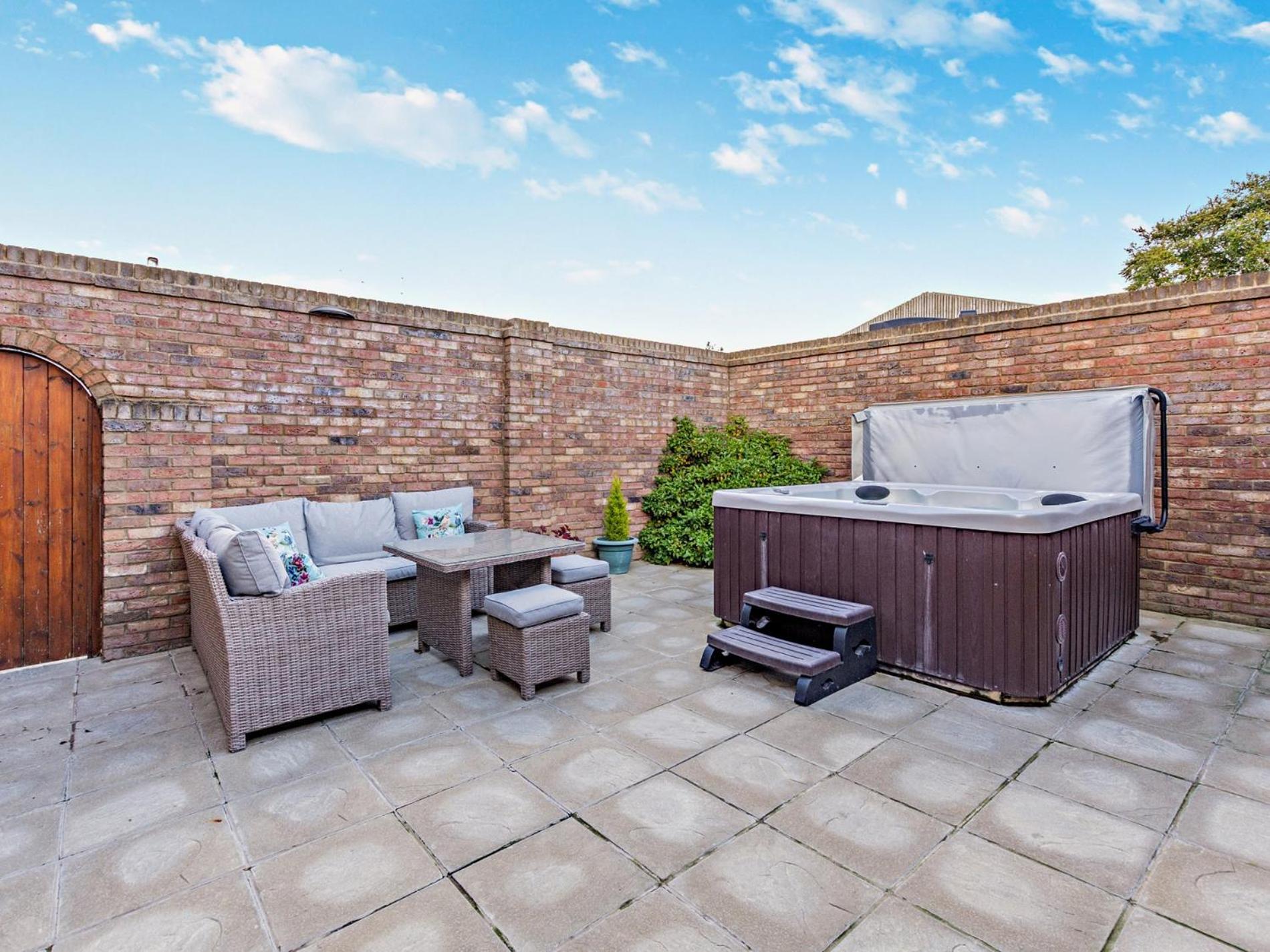 2 Bed In Filey 79280 Villa Wold Newton  Exterior foto